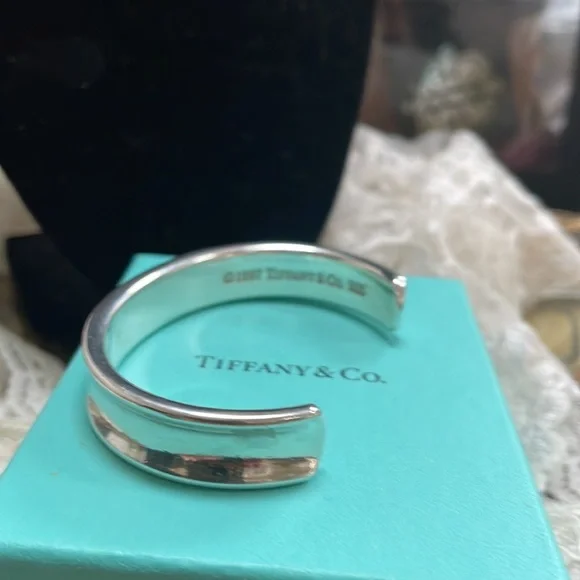 Tiffany 925 Bangle Cuff - Picture 3 of 12